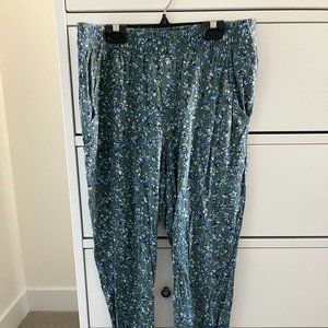 Green floral summer pants